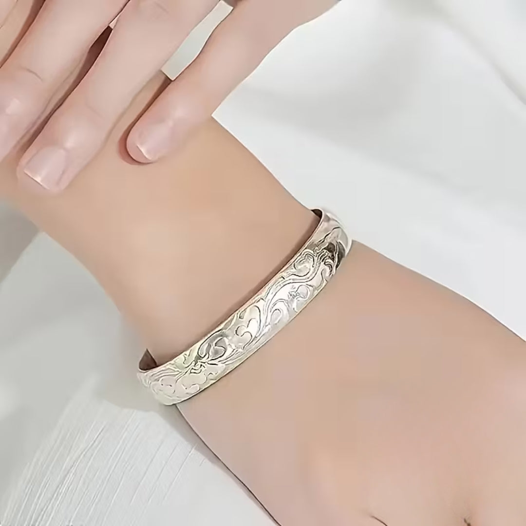 Retro Floral Silver Bracelet