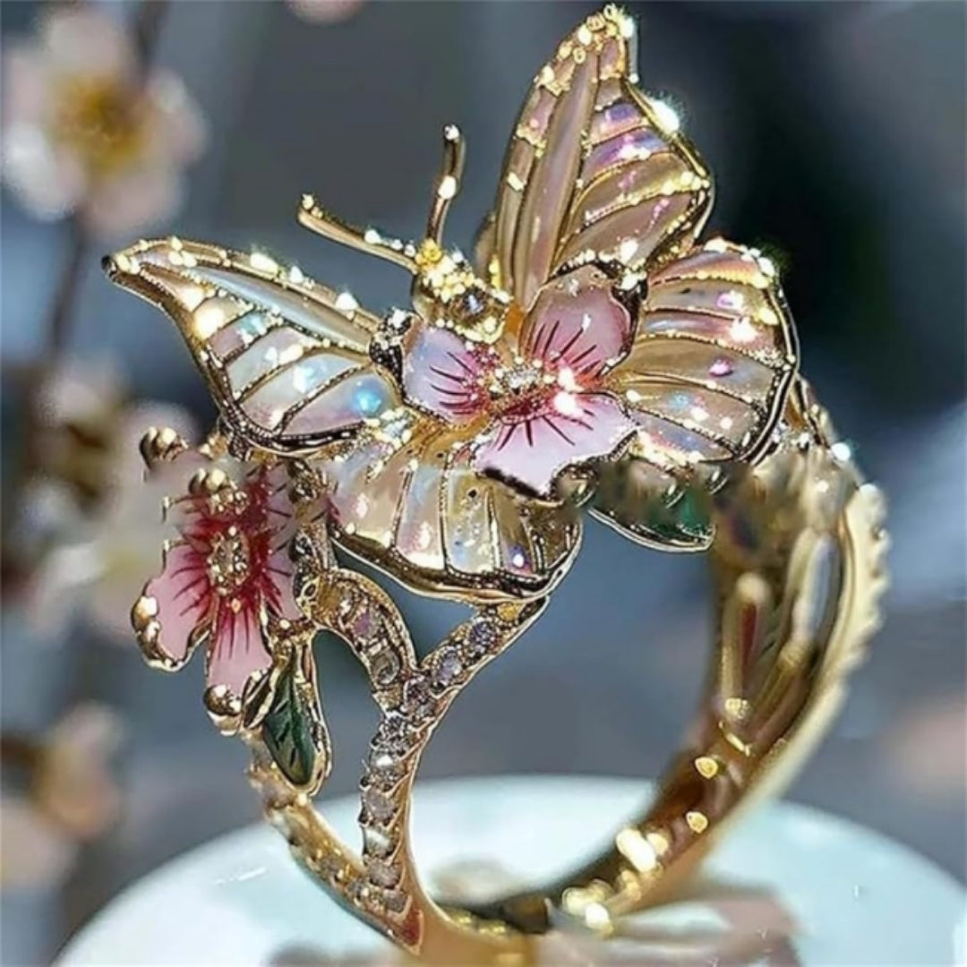 Bright Butterfly Gold Ring