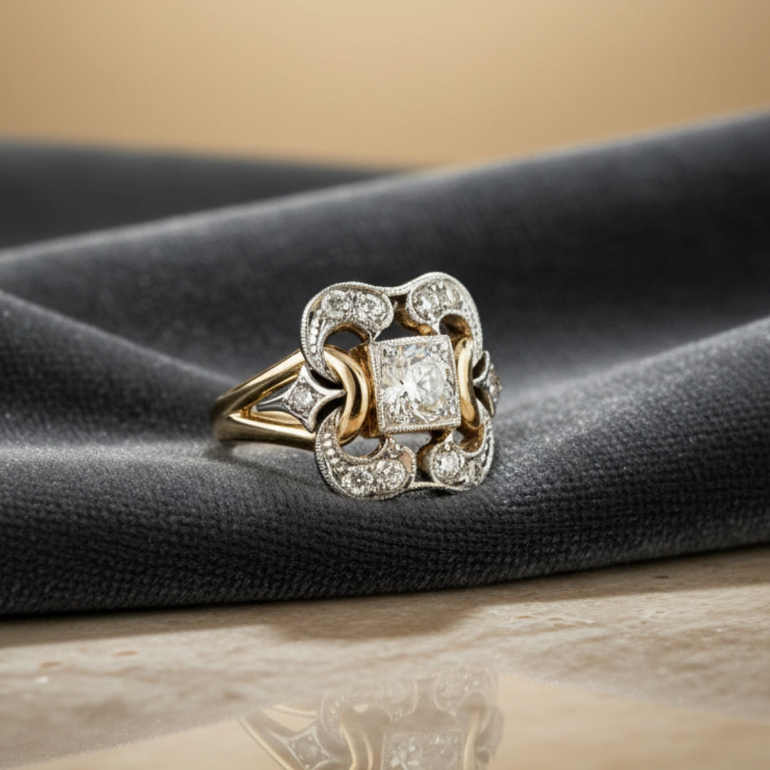 Vintage Zirconia Gold Ring
