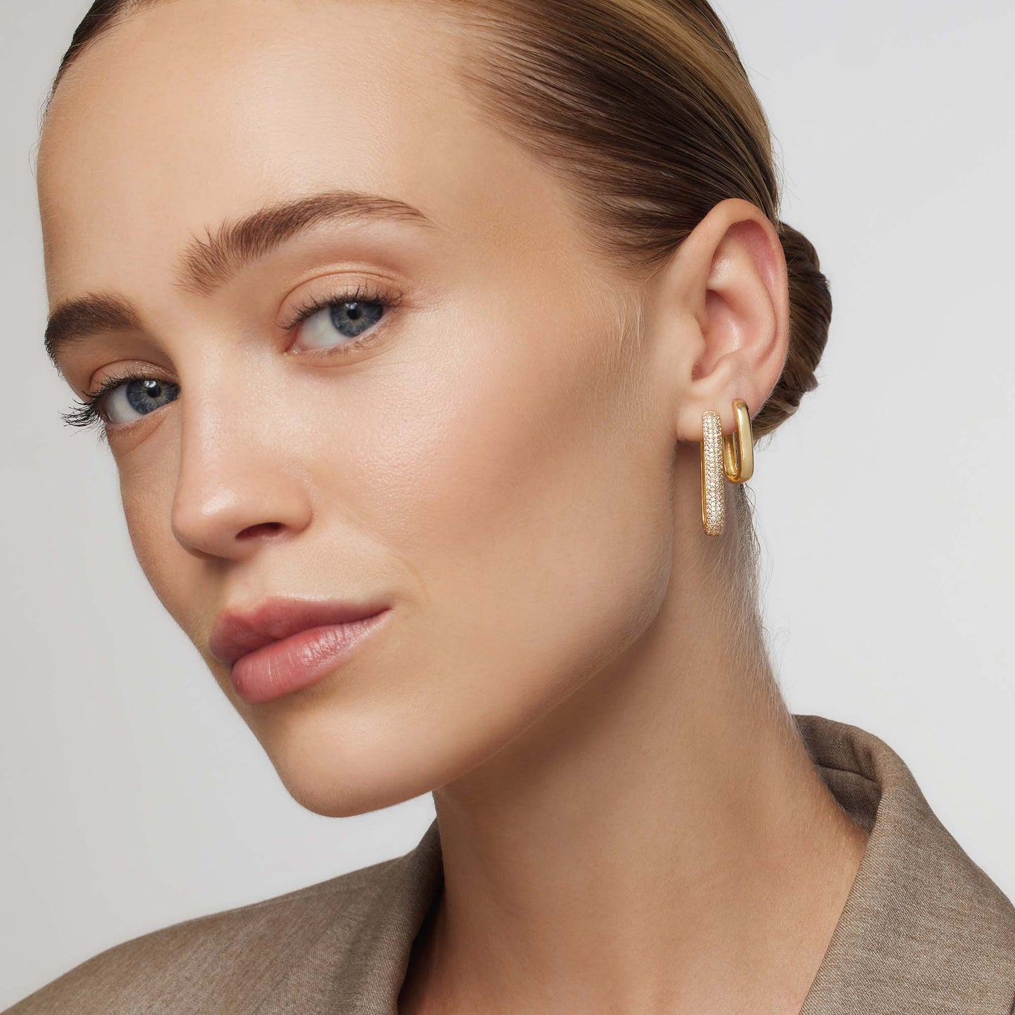 Large Icon Pavé Hoops | Gold 16k