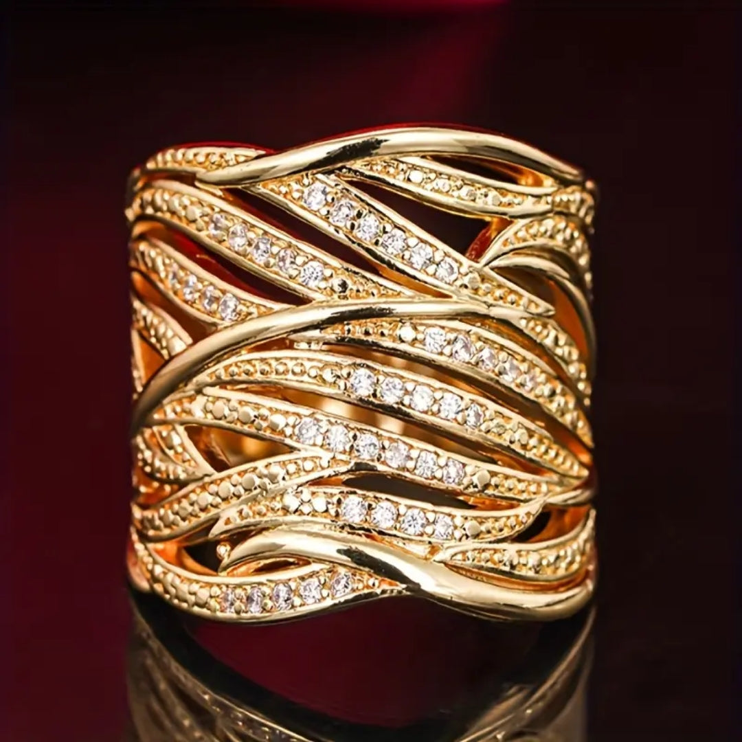 Layer Sparky Gold Ring