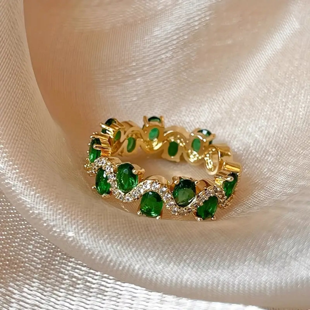 Green Zirconia Trail Gold Ring