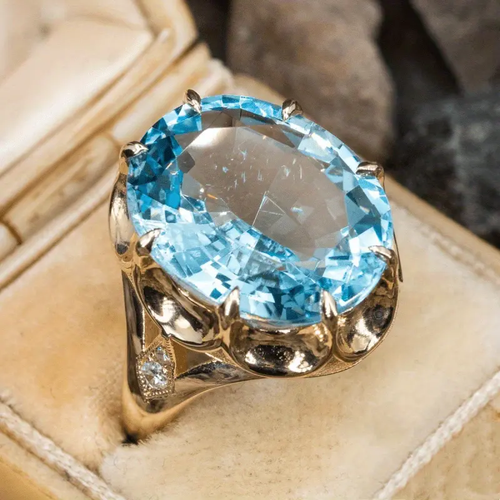 Bright Sky Blue Crystal Gold Ring