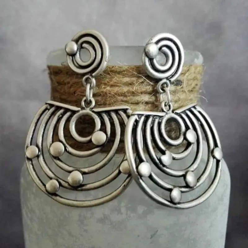 Vintage Rounded Maze Earrings