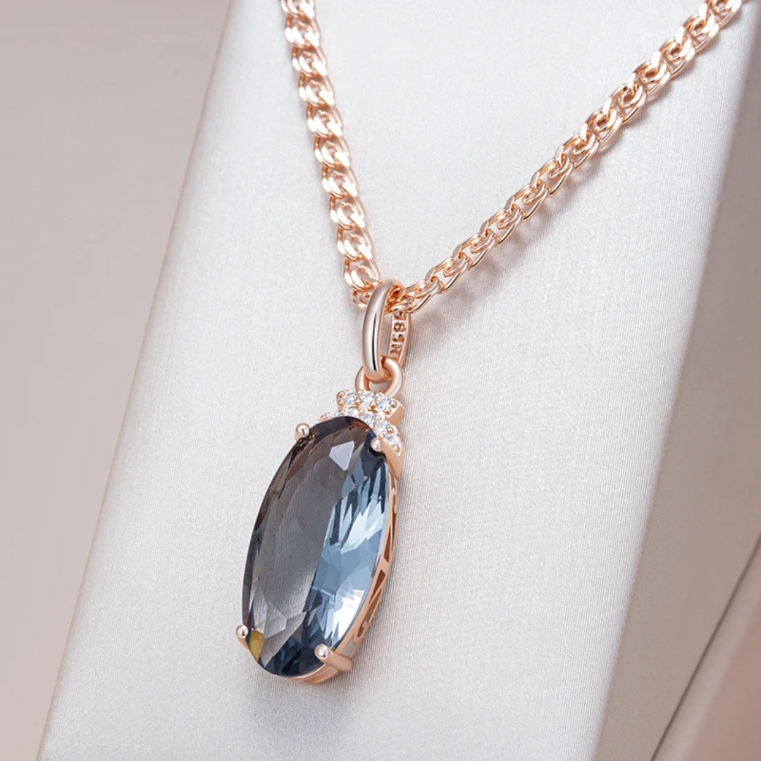 Elegant Blue Oval Gold Necklace